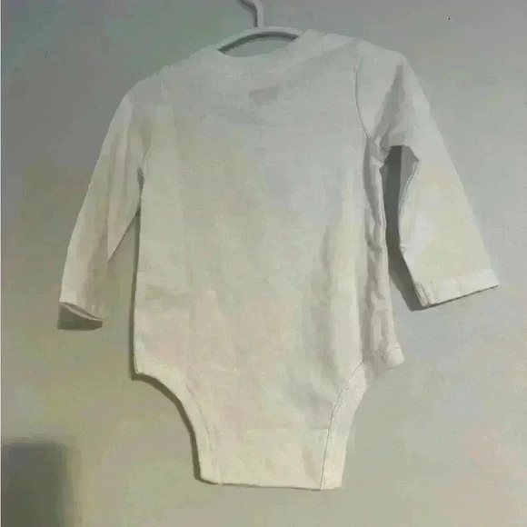 Set of 2 6-9 month longsleeve tshirts NWOT - Picture 3 of 7